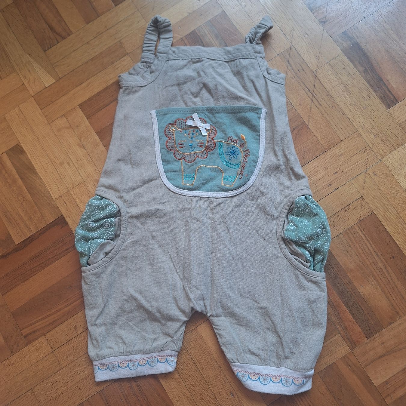 C&A Lotti & Set di vestiti: 6-teilige Kleiderpaket Mädchen Grösse 74 – Usato da Fribourg venduto da lf87 1