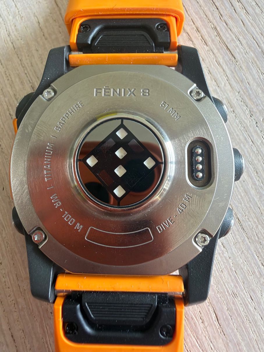 Fenix Smartwatch: Garmin. Fenix 8 AMOLED 51mm – Usato da Pratteln venduto da Truck2 1
