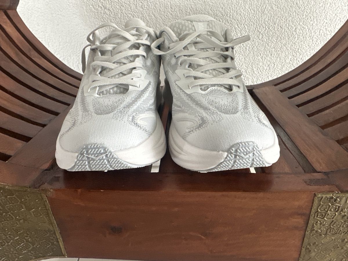Herrenschuhe: Hoka  – Neu (gemäss Beschreibung) aus Oberägeri von lev_7kc2 1