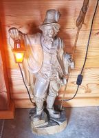 Nachtwächterfigur aus Echtholz (Schwarzwald) mit Beleuchtung