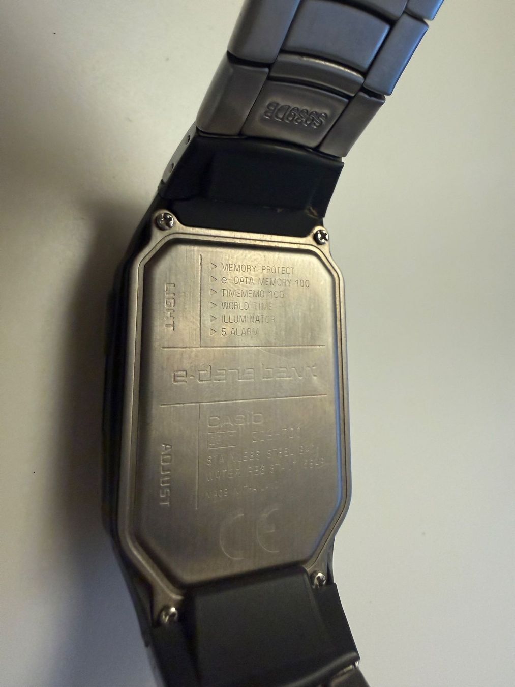 Casio Montres: Casio Wave Ceptor E-data bank Uhr gebraucht – D'occasion à Schlieren par schnuggi07 2