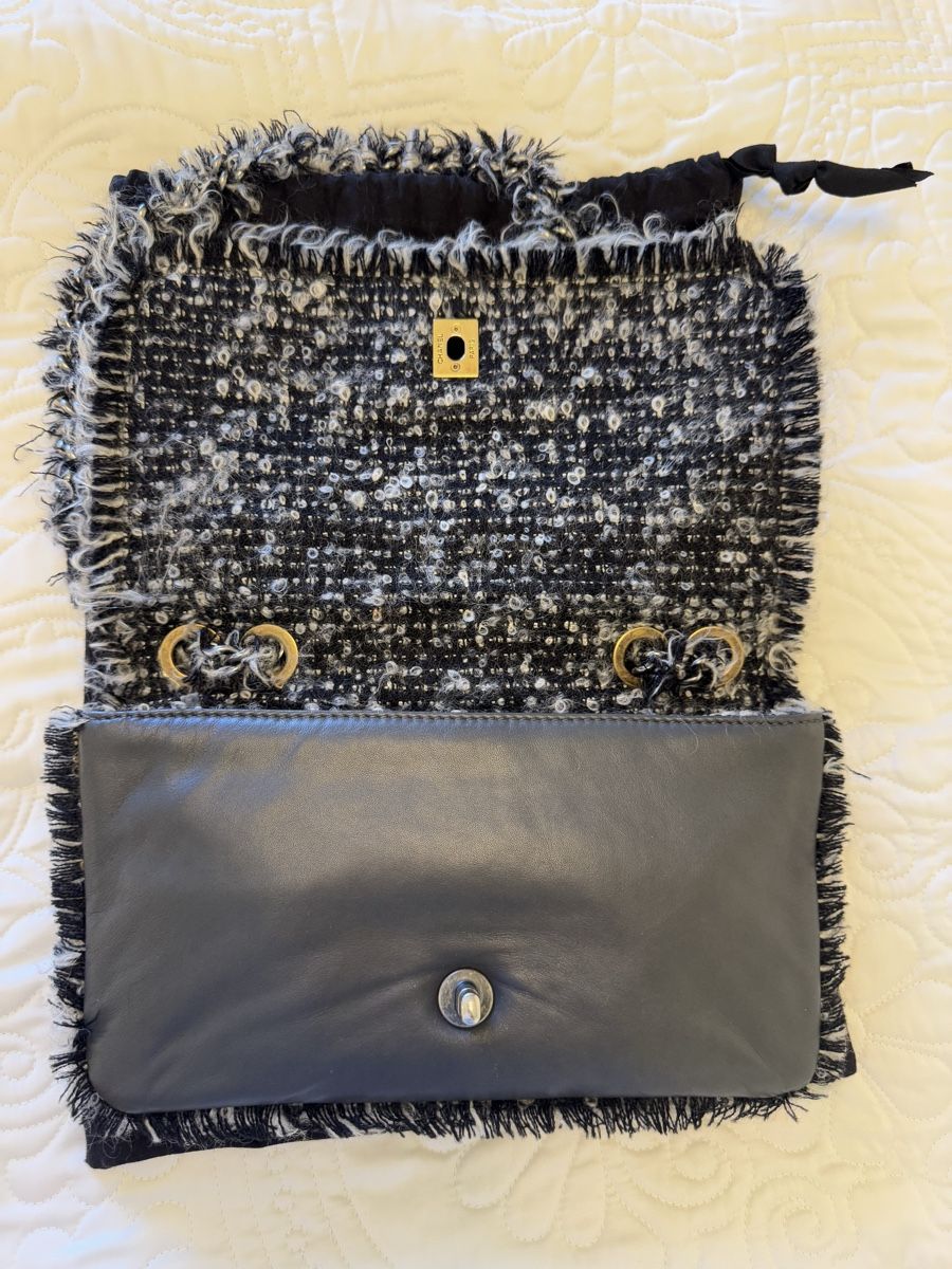 Chanel Sacs femmes: CHANEL BAG – D'occasion à Steinhausen par Mimirose114 3