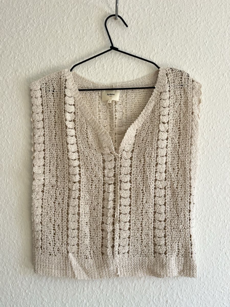 Gilet & Giacche: Gilet beige maille (taille S) – Usato da La Chaux-de-Fonds venduto da vert_j