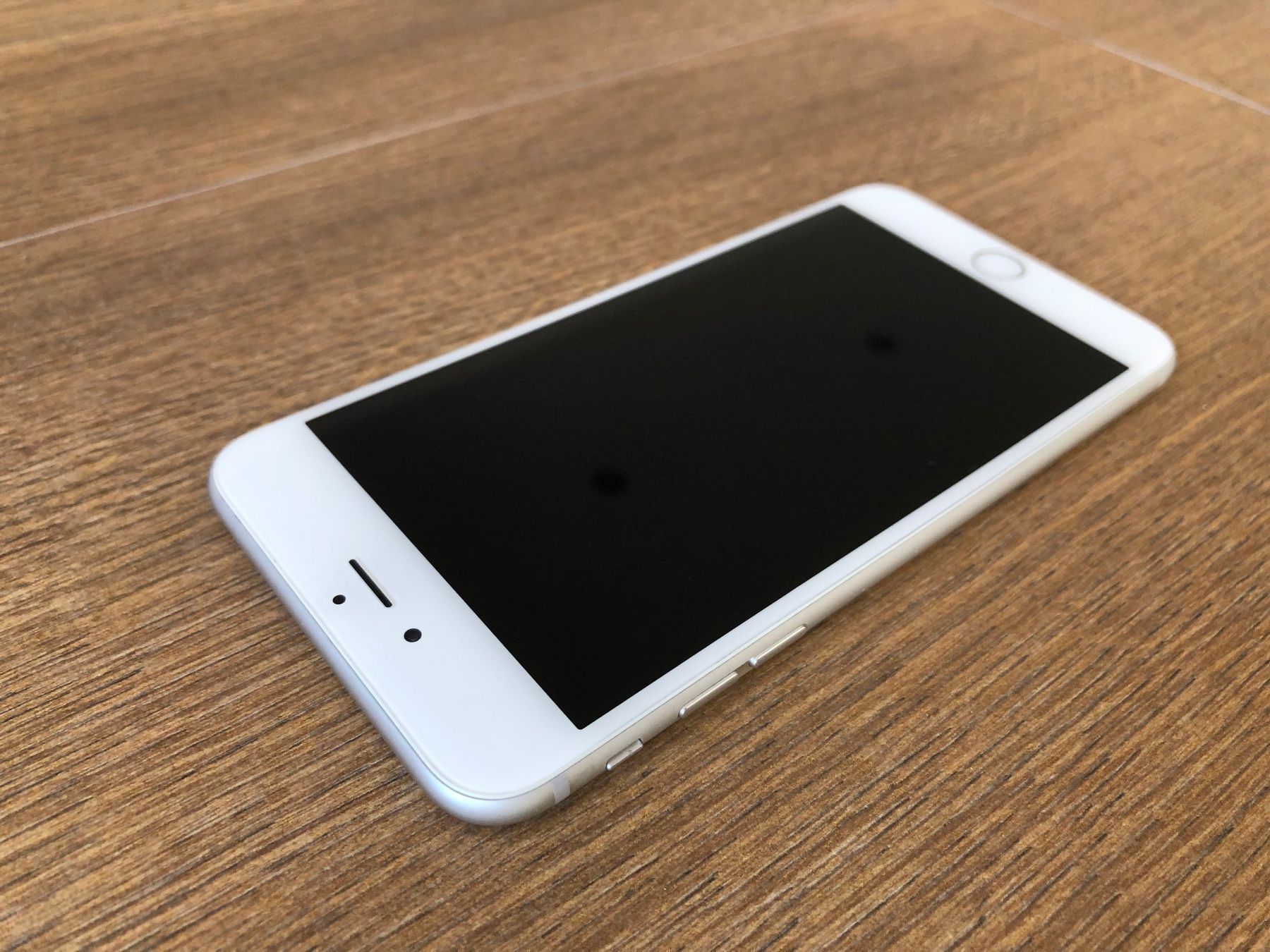 Apple Telefoni cellulari / Smartphones: Neuwertiges APPLE iPhone 6 Plus 64GB – Usato da Mülenen venduto da CreativeSolutions 2