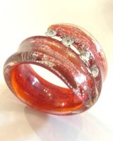 Interessanter Ring Resina Strass Steinen Gr. 58