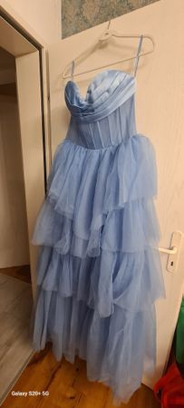 Elegantes Tüll Abendkleid, Grösse M/L neuwertig