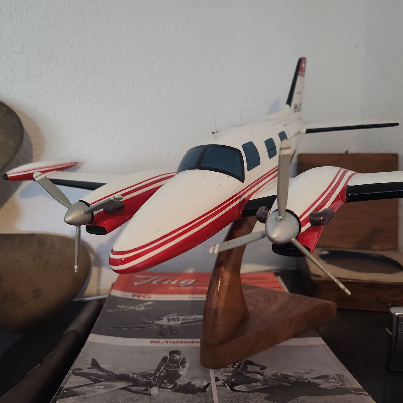 Kit di modellismo & Modellini statici: Flugzeug aus Holz – Nuovo e nell'imballaggio originale da Wilen b. Wollerau venduto da Loonyacht 3