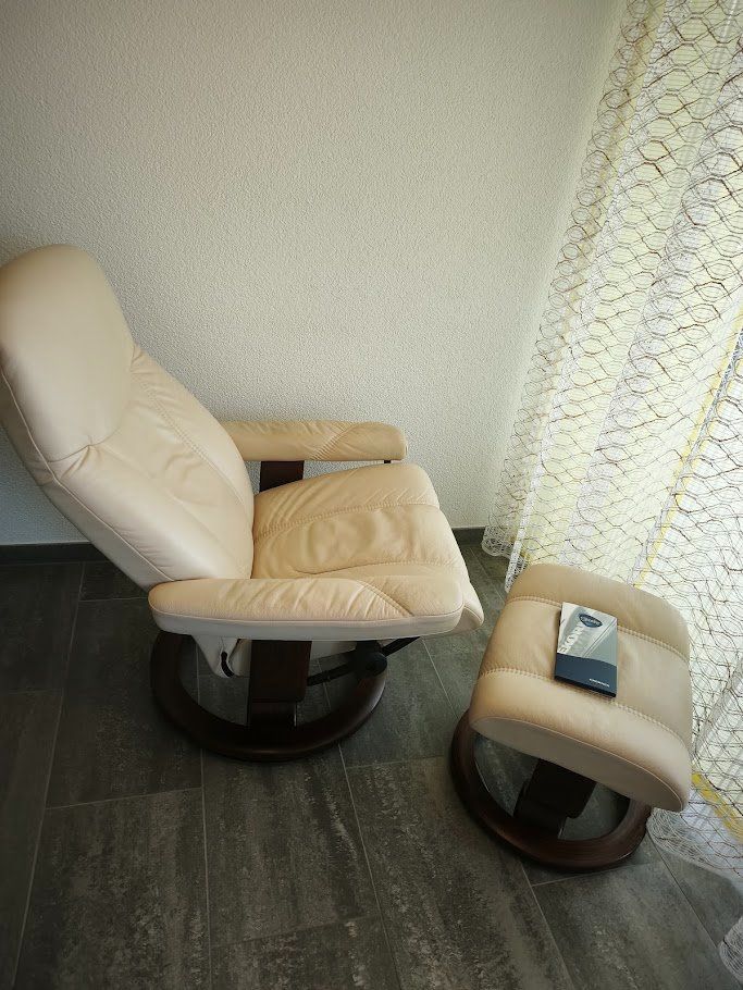 Stressless Sessel: Stressless Relax Sessel mit Hocker Leder Creme – Gebraucht aus Toffen von Immo-Erben 7