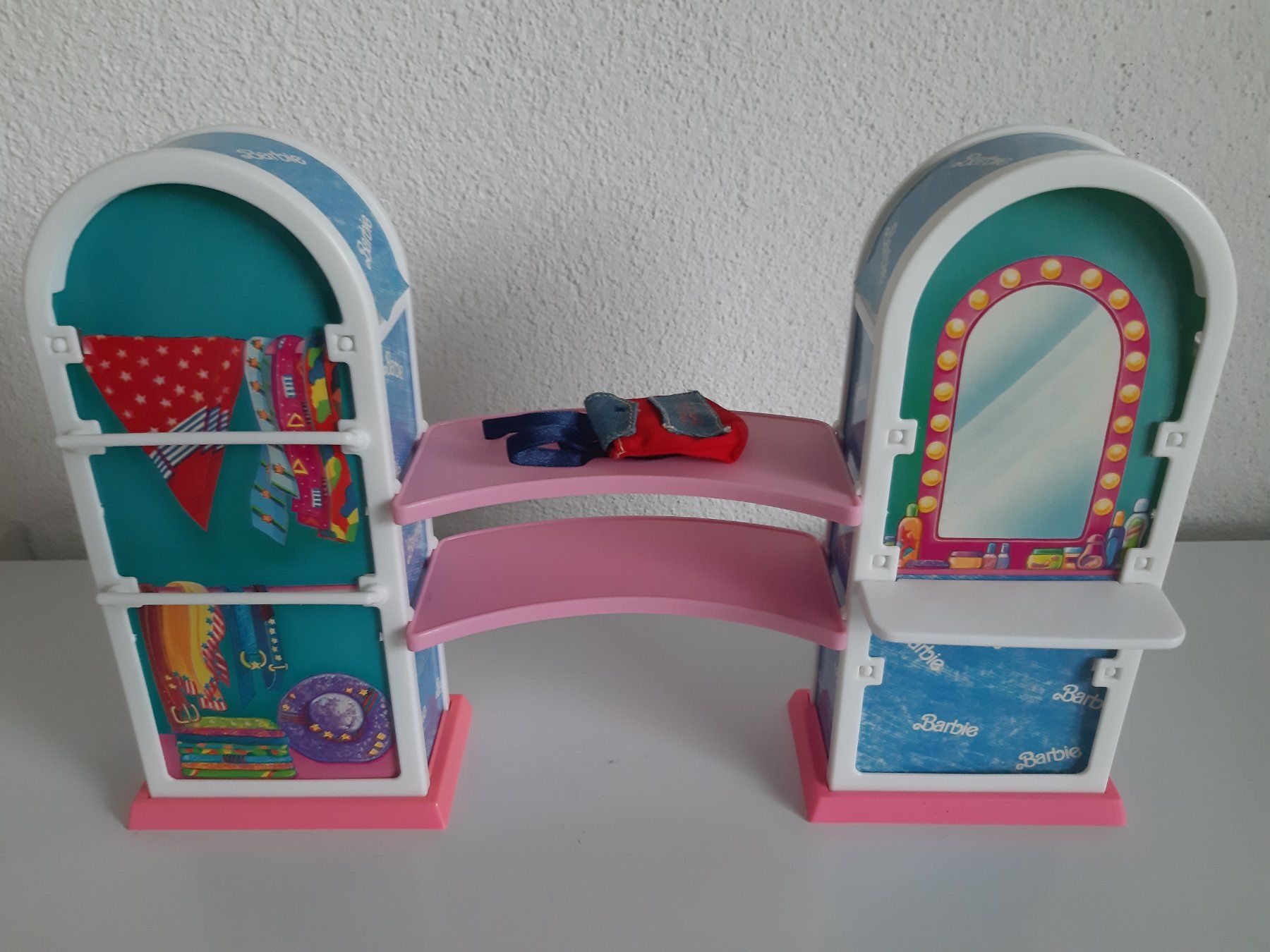 Barbie Puppenhäuser & -möbel: Barbie All American Jeans Store 1990 – Gebraucht aus Buchs SG von Bray_Law 1