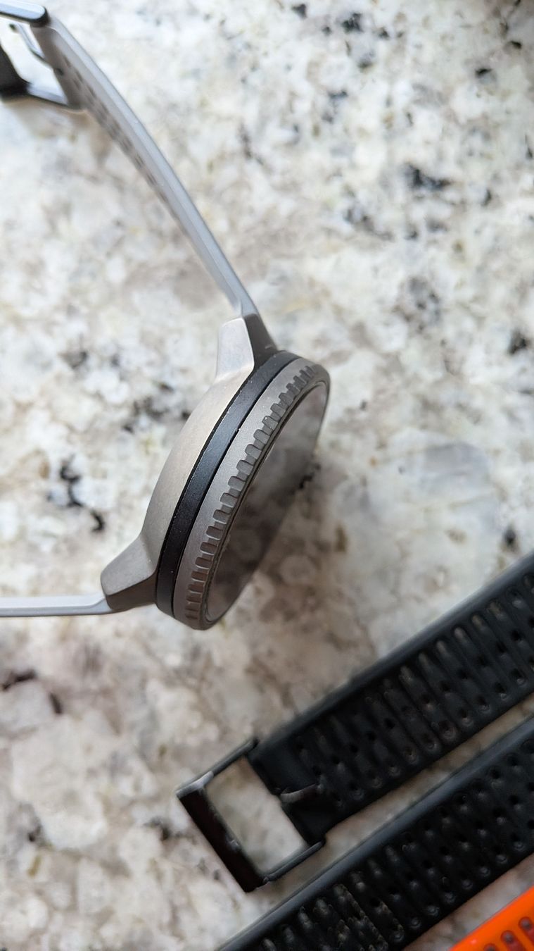 Suunto Smartwatch: Suunto Vertical Titanium Solar – Usato da Zürich venduto da Sloba29 3