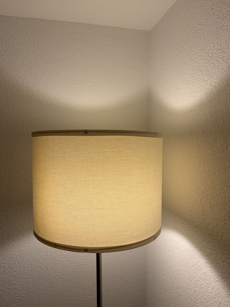 Ikea Lampade: Stehlampe Ikea – Usato da Flawil venduto da lic_d9fc 1