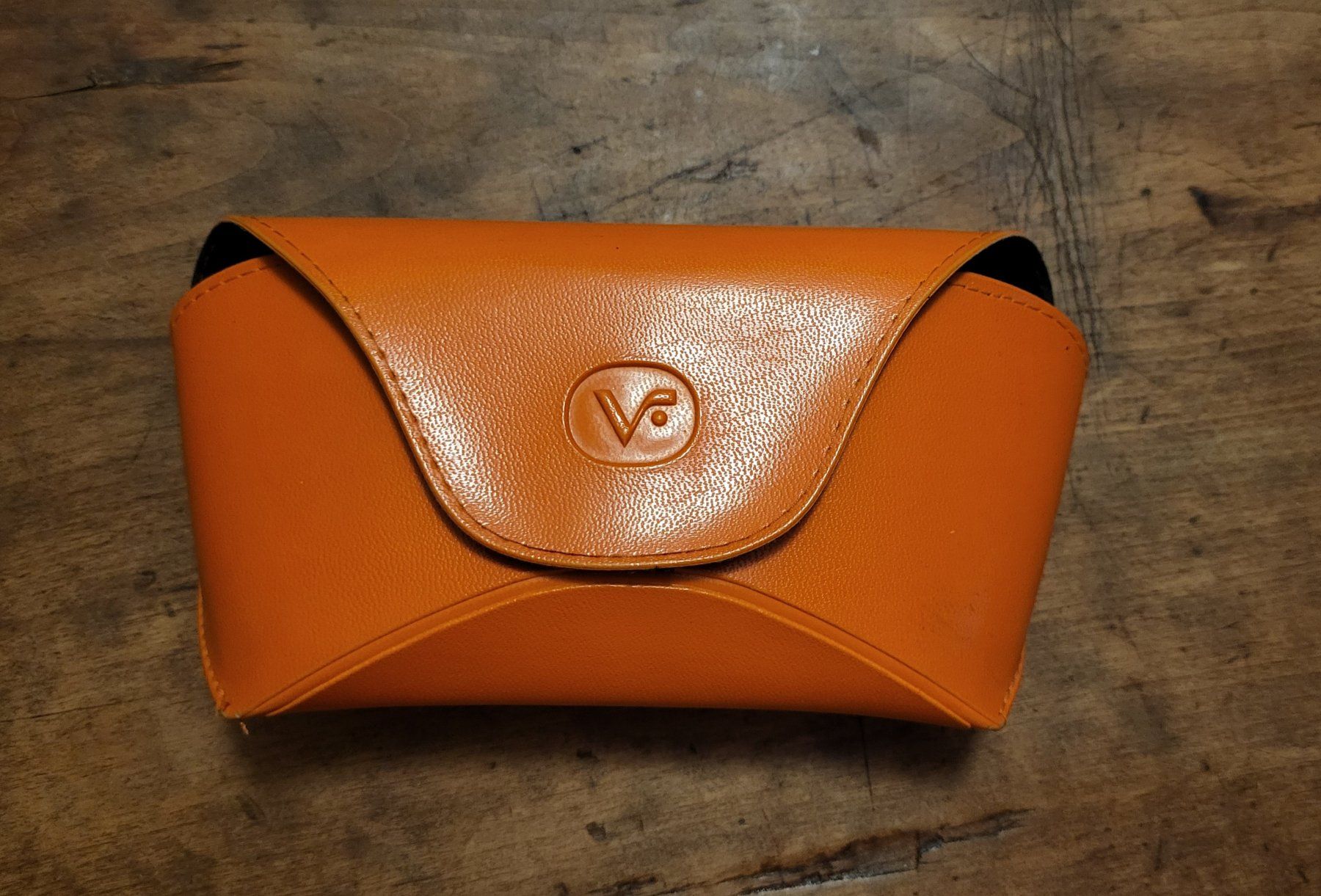 Versace Altro in  Abbigliamento & Accessori: Porta occhiali vintage VERSACE – Usato da Bellinzona venduto da romodeba63