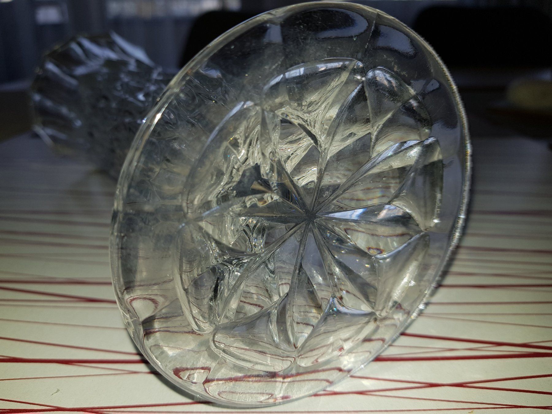 Vasi & Recipienti: Vase en cristal – Usato da Cossonay-ville venduto da Super-Price-Quality 9