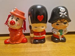 Bibelots tirelires de la garde royale anglaise en porcelaine