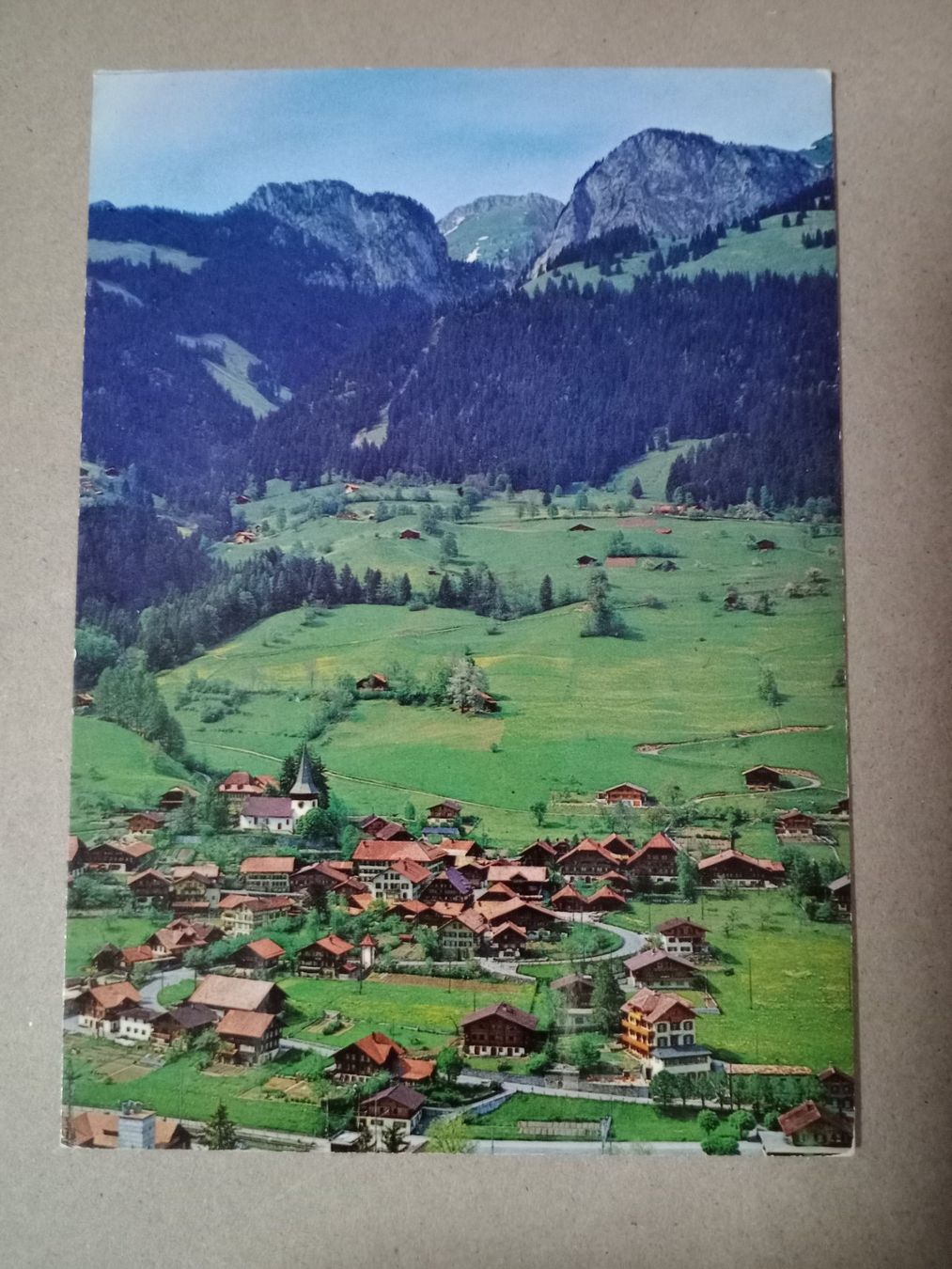 Cartoline postali: Erlenbach im Simmental Bern Vogelschau – Usato da Küttigen venduto da Melisch1000