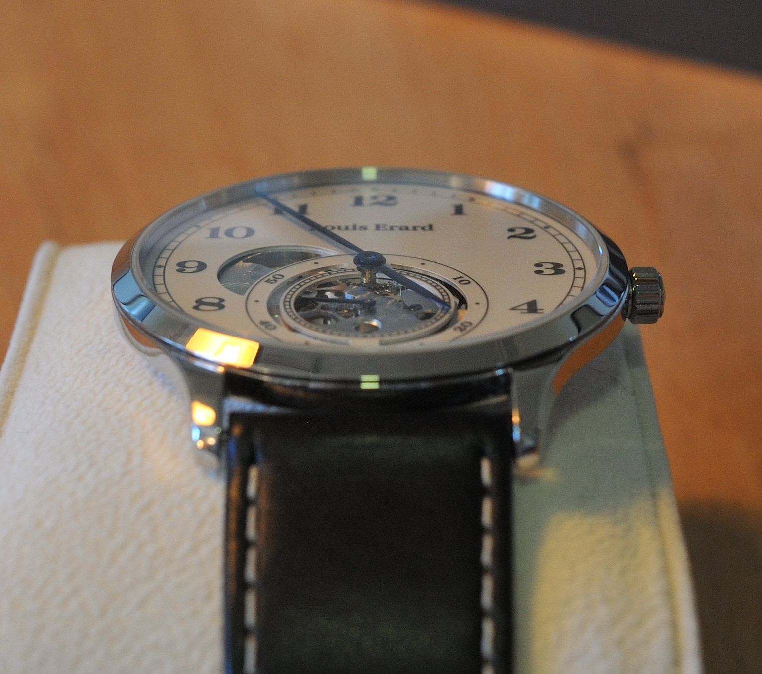 Louis Erard Orologi: Louis Erard 1931 Open Small Second - full set - 40mm – Usato da Basel venduto da catcatdog 1
