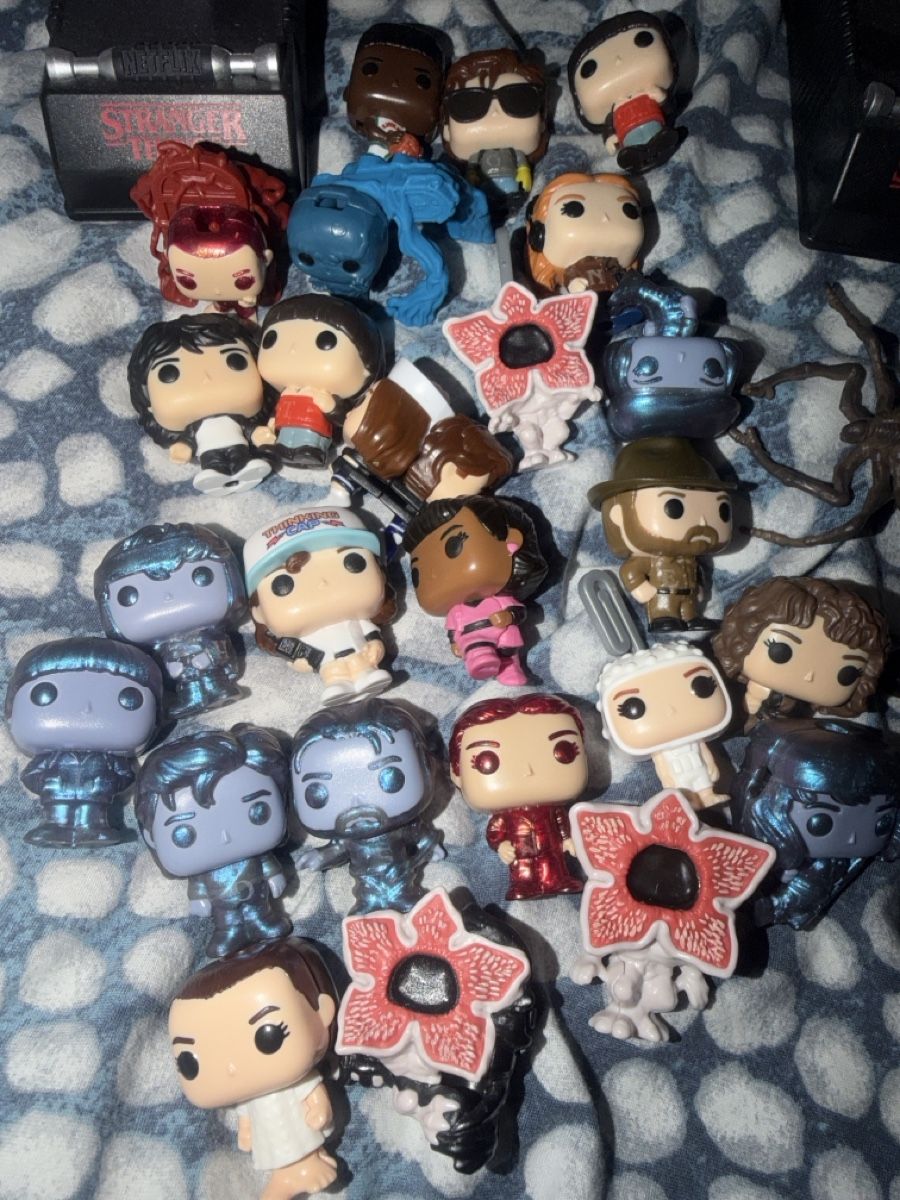 Figurines: Diverse Sammlung Stranger Things Figuren – Neuf (Voir description) à Wangen b. Olten par Sarina93881621 1