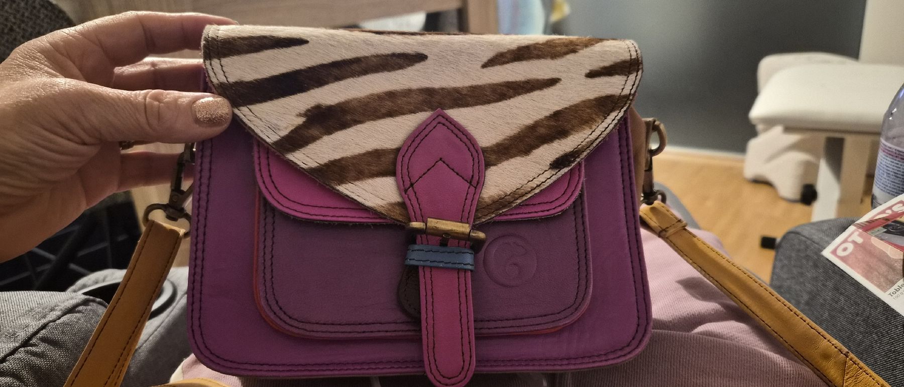 Borse da donna: charmaleon handtasche echt leder fast neu – Usato da Romanshorn venduto da Hadrenalin