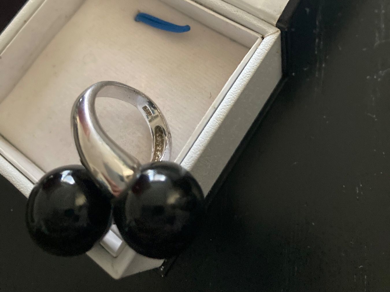 Anelli: 925 Silberring mit schwarzen   Kugeln – Usato da Oberägeri venduto da Vargo11 2