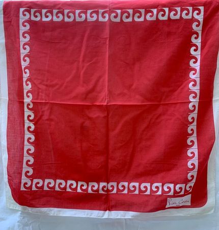 Superbe carré 100%coton fin PIERRE CARDIN foulard