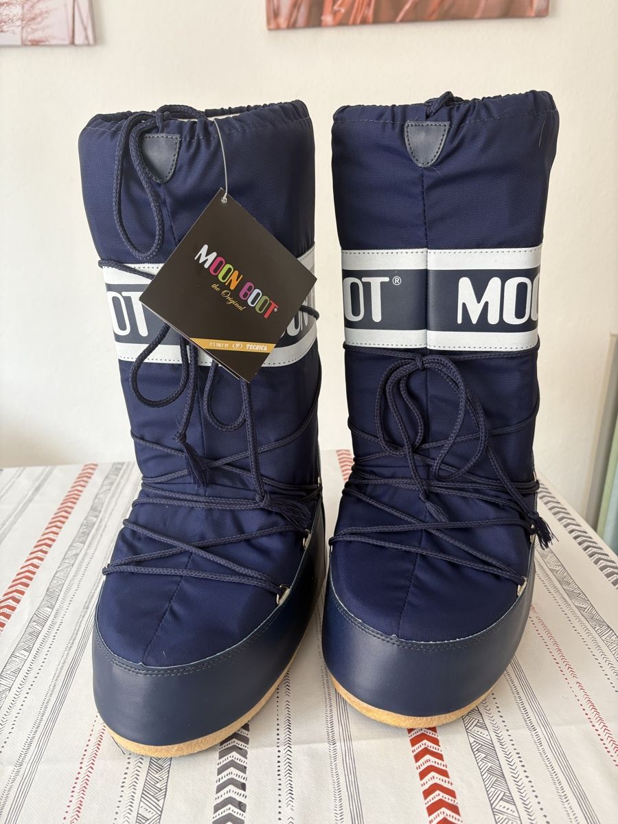 Moon Boot Herrenschuhe: Moon Boot the Original 42/44 – Neu und originalverpackt aus Riva San Vitale von lellalella01