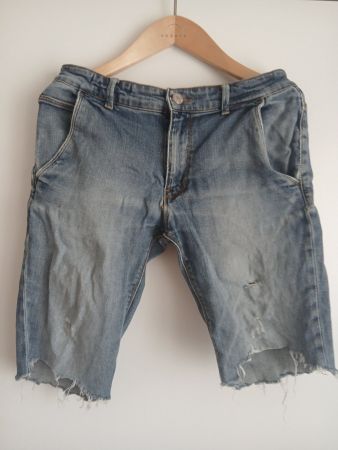 Zara Man Jeans Shorts, Gr. 40, Sommer-Look für Sie!