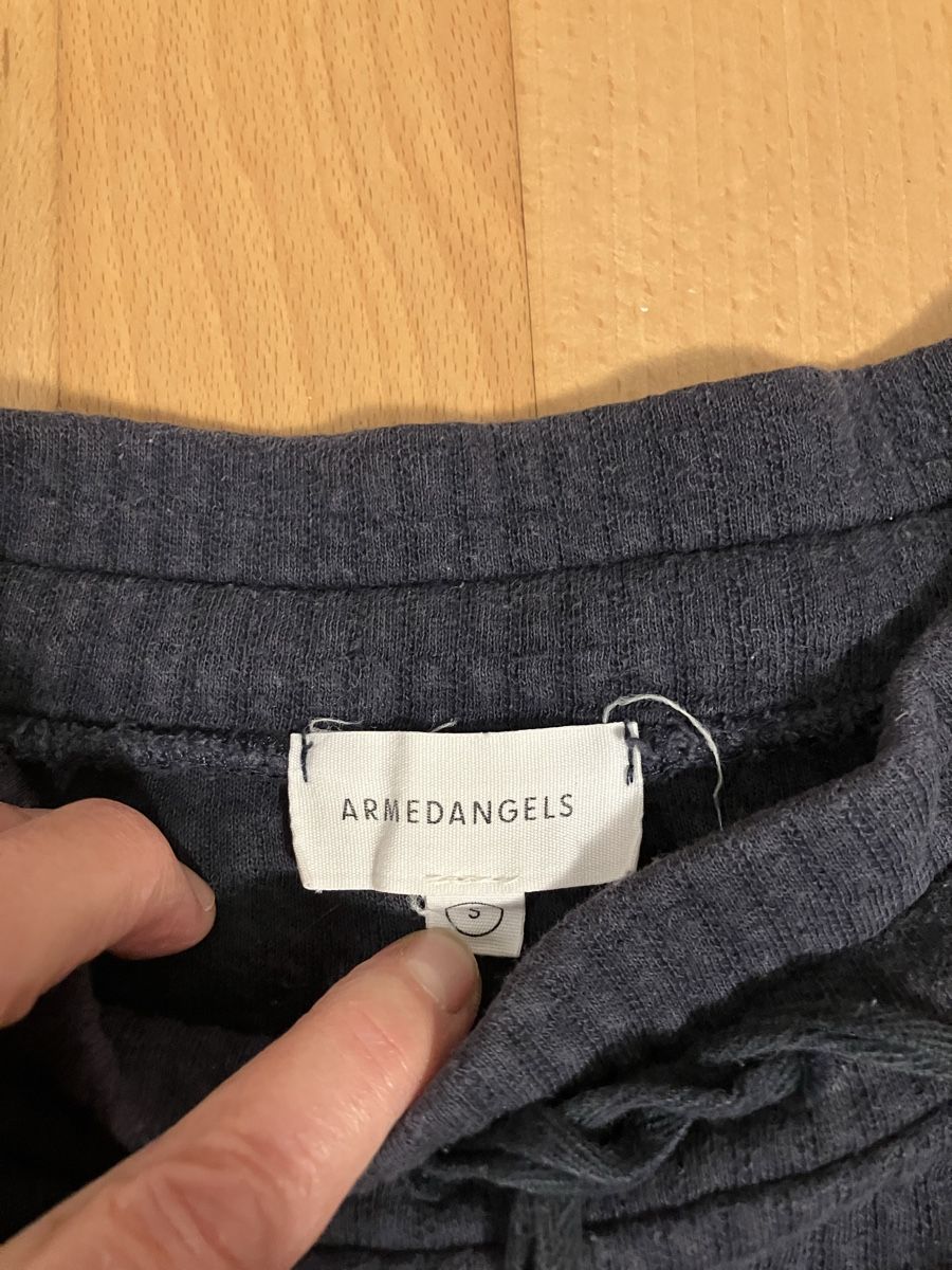 Armedangels Pullover & Sweatshirts: Armed Angels Baumwollpullover Marine Grösse S – Gebraucht aus Stäfa von ummroxana 1