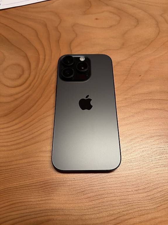 Apple Telefoni cellulari / Smartphones: iphone 16 pro 1Tb – Usato da Dino venduto da davide__V 3