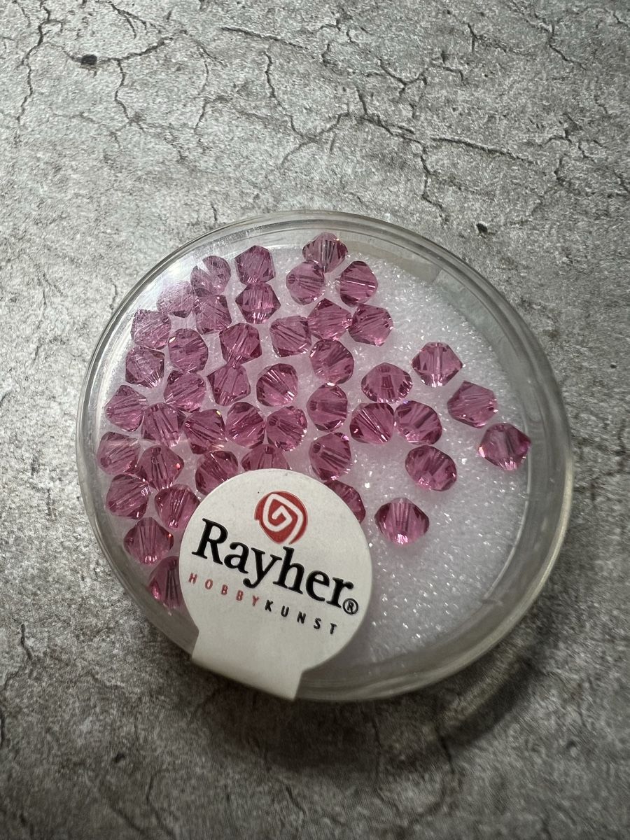 Perle (finte): Rayher / Swarovski Perlen 4mm – Nuovo e nell'imballaggio originale da Stein AG venduto da Anastasia_Asya
