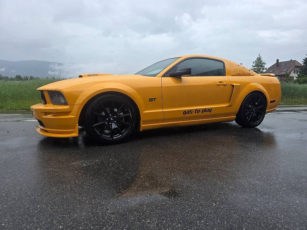 Ford (Usa) Automobili: Ford Mustang 4.6L V8 – Usato da Luterbach venduto da Mumschen