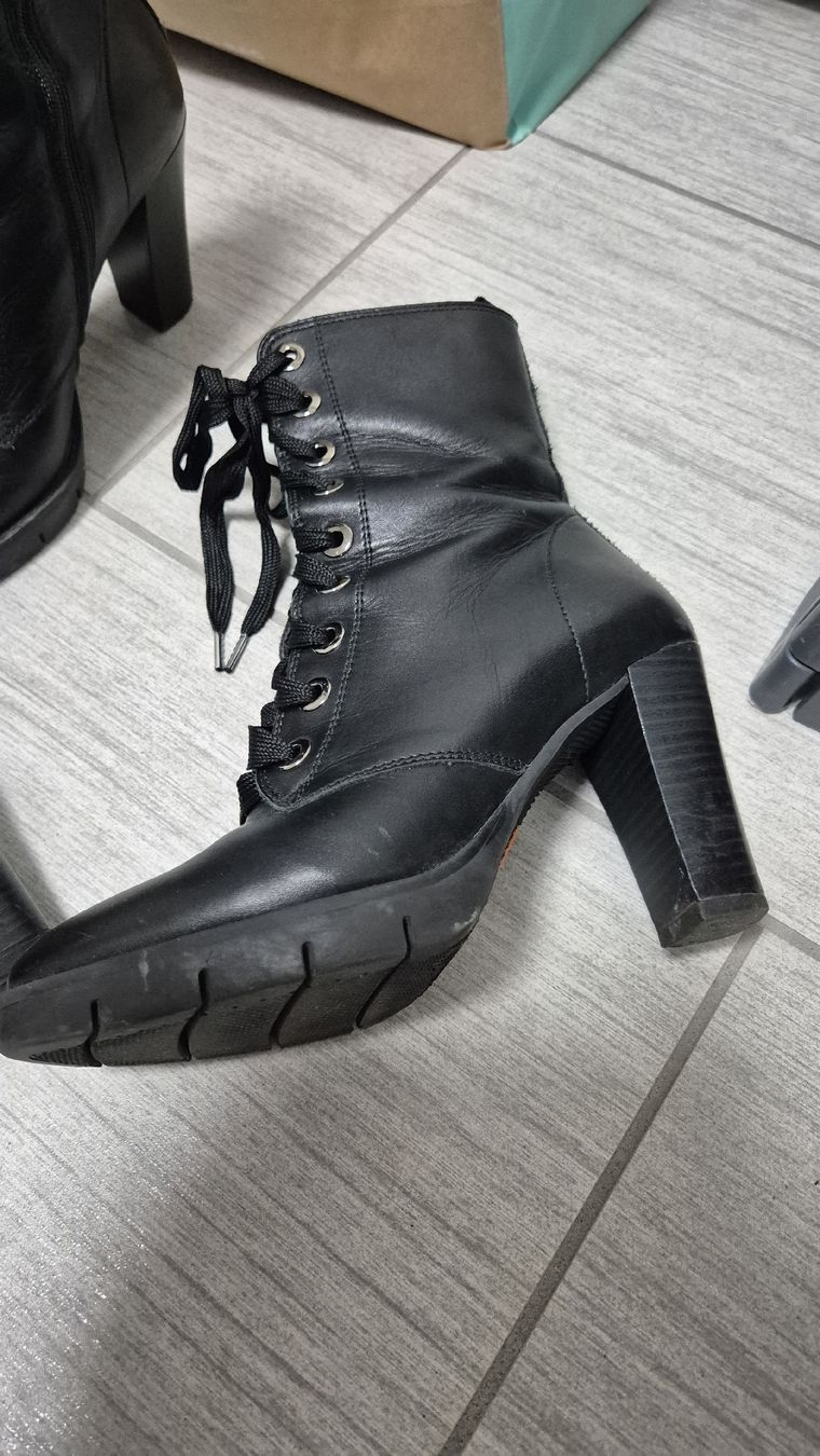 Scarpe da donna: Bata 4 paia di scarpe – Usato da Riazzino venduto da RagusaM 2