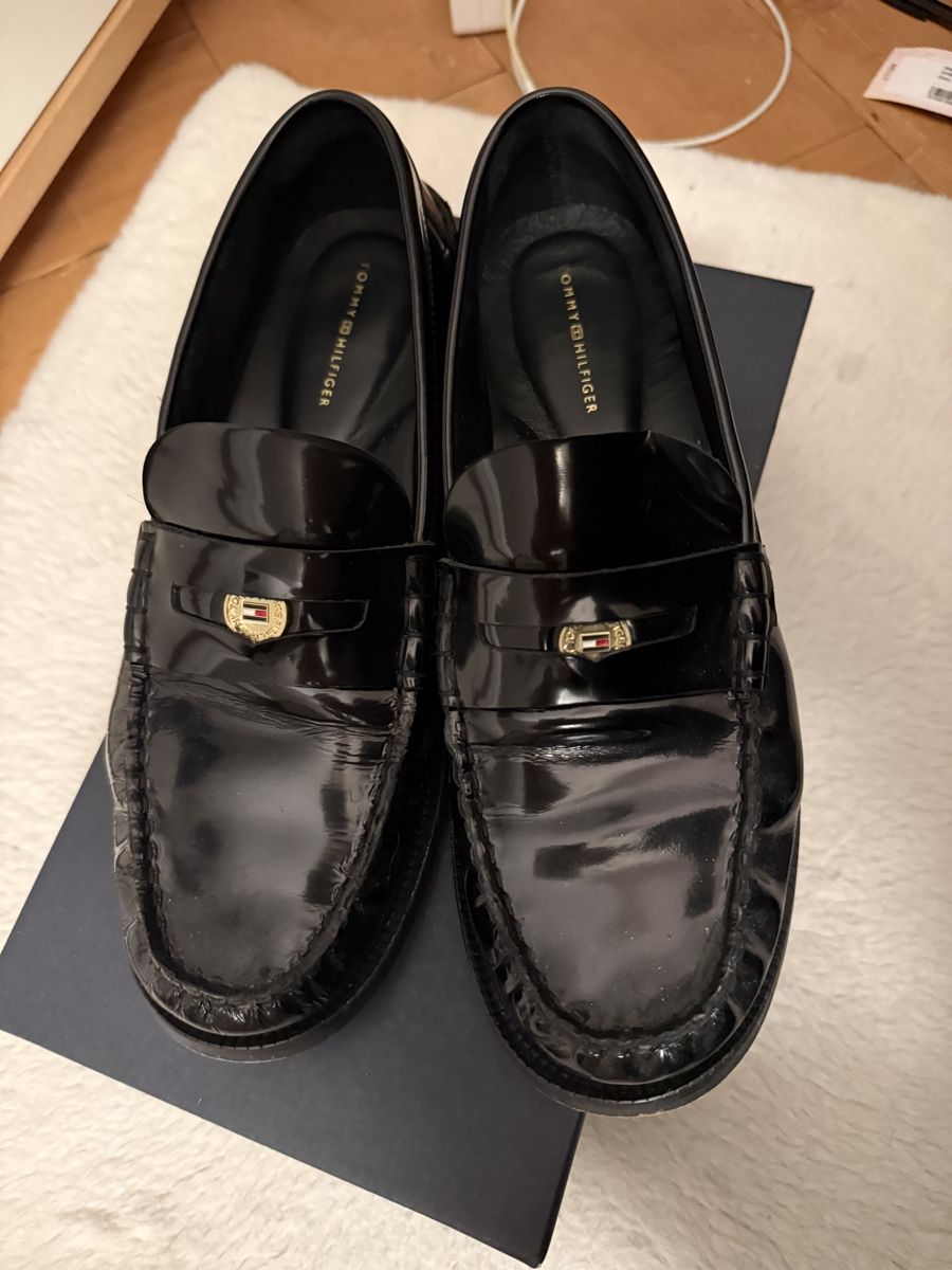 Tommy Hilfiger Scarpe da donna: Tommy Hilfiger Loafer 40 – Usato da Winterthur venduto da adi_sqz 2