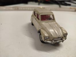 Dinky Toys (nr 16)