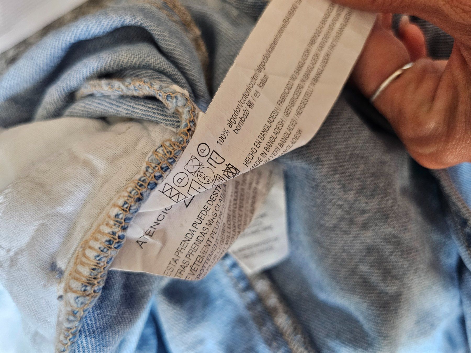 Vestiti: Pull&Bear Jeans Latzkleid Denim hellblau Gr. S/M Fransen – Usato da Füllinsdorf venduto da Sunnebliemli7 6