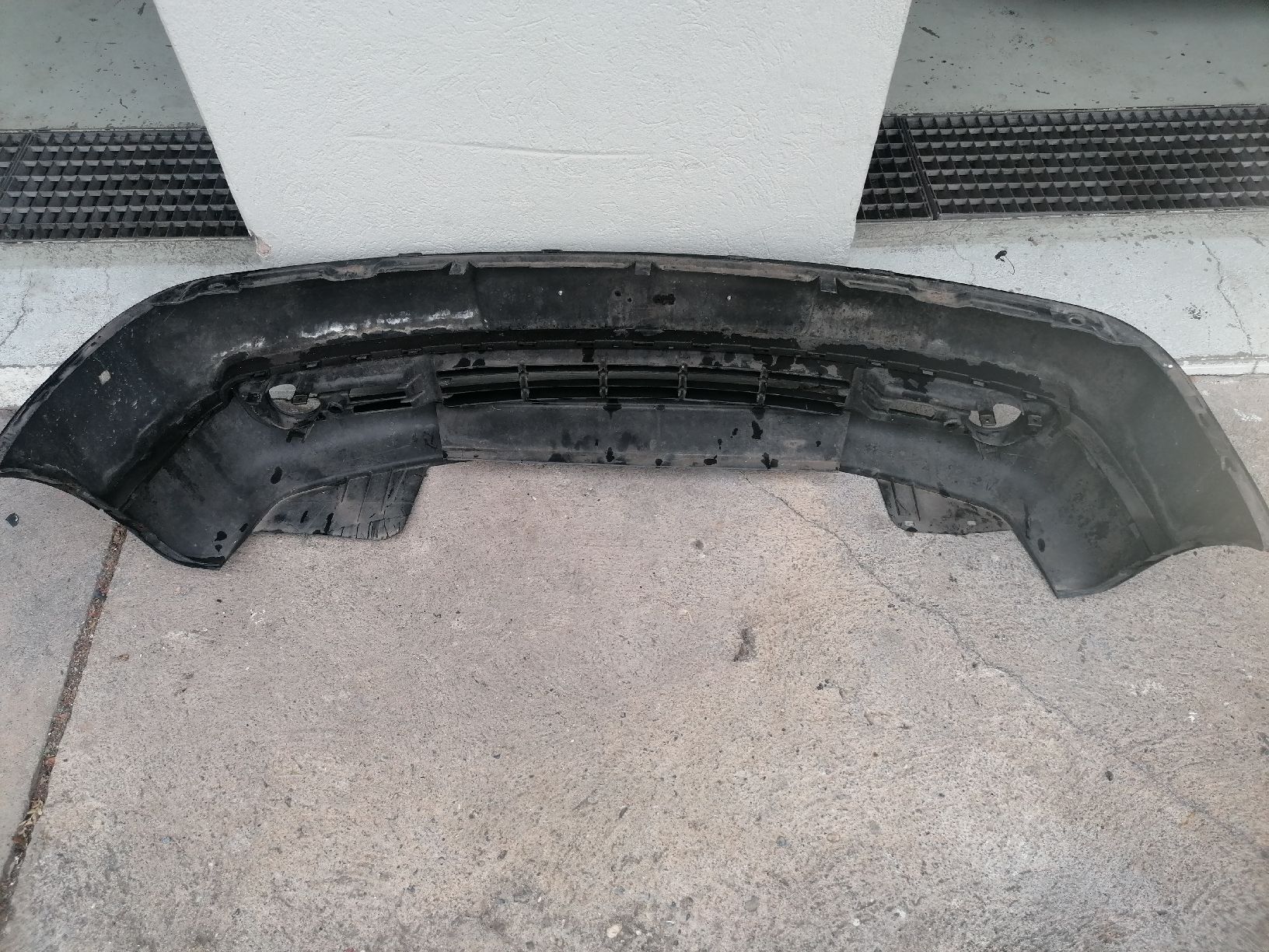 Volkswagen Tutti pezzi di ricambio auto: Stossstange VW Lupo – Usato da Wiler venduto da Sara69 2