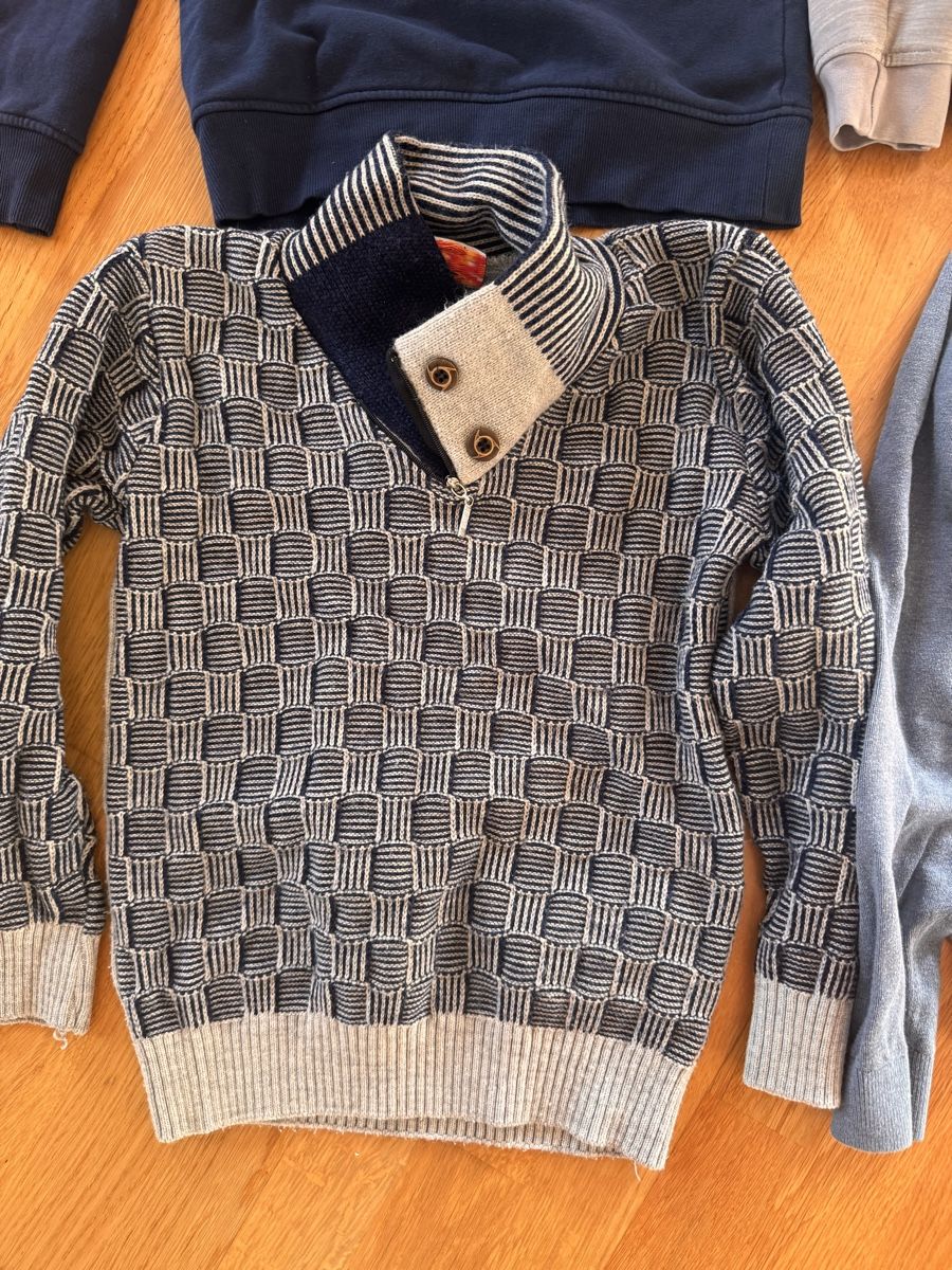 Maglioni & Felpe: 4 Jungen Pullover 134 – Usato da Wädenswil venduto da dorodi 1