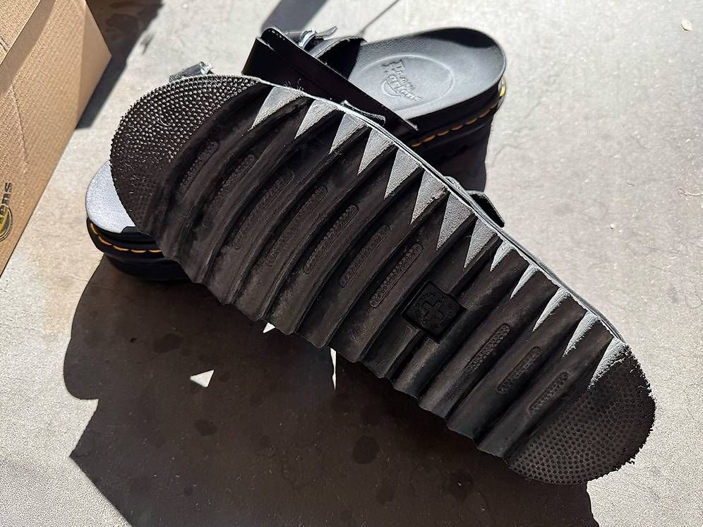 Dr. Martens Chaussures hommes: Dr. Martens - Leder Sandale, Gr. 47 – Neuf (Voir description) à Ostermundigen par mmhu 2