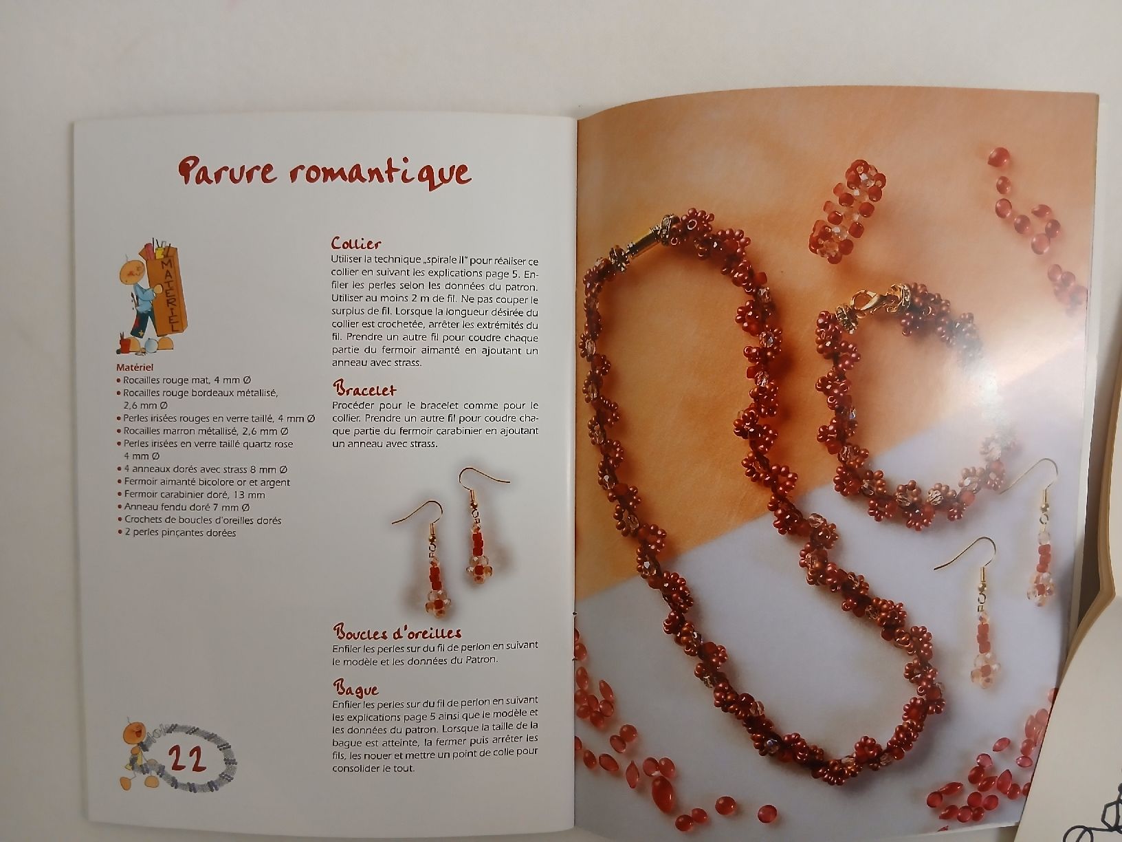 Libri: livre pour création de bijoux en perles – Nuovo (secondo la descrizione) da Biel/Bienne venduto da Monhub 2