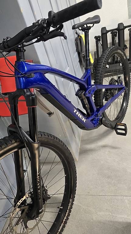 Velos: E-bike Trek Neuwertig Carbon  – Gebraucht aus Bronschhofen von Timi.g 1