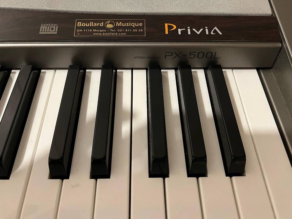 Musikinstrumente: Piano numérique Casio Privia PX-500L – Gebraucht aus Villars-le-Terroir von Elmanifico 3