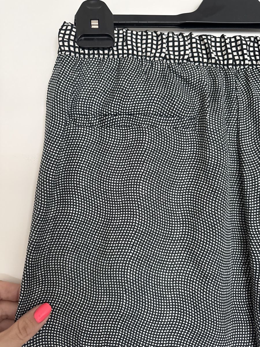 Zara Hosen: Zara Basic Floral Print Trousers - Size M - Summer Hit! – Gebraucht aus Thalwil von perulina 6