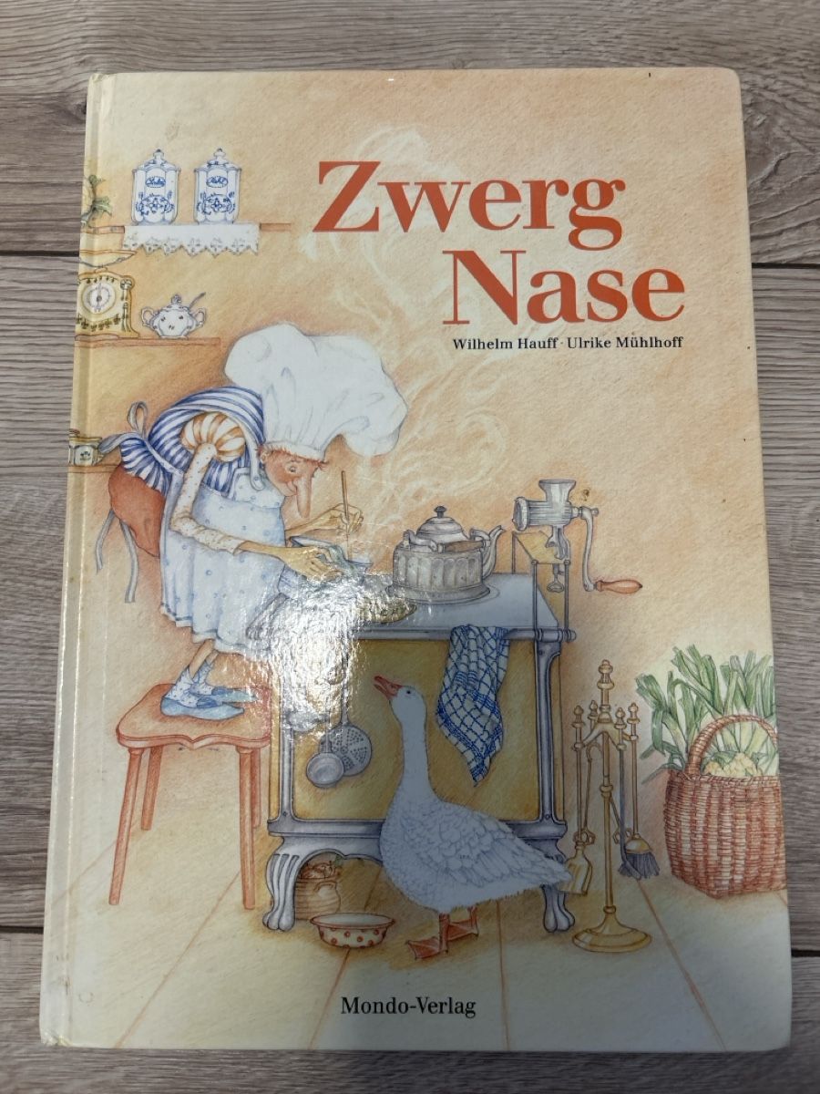 Libri: Zwerg Nase – Usato da Maienfeld venduto da Jasmin_laeser