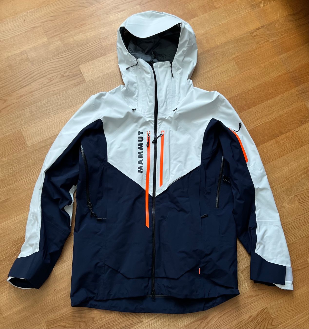 Mammut Giacche: MAMMUT - La Liste Pro Jacket – NP: CHF 899.- !!! – Nuovo (secondo la descrizione) da Winterthur venduto da clinius