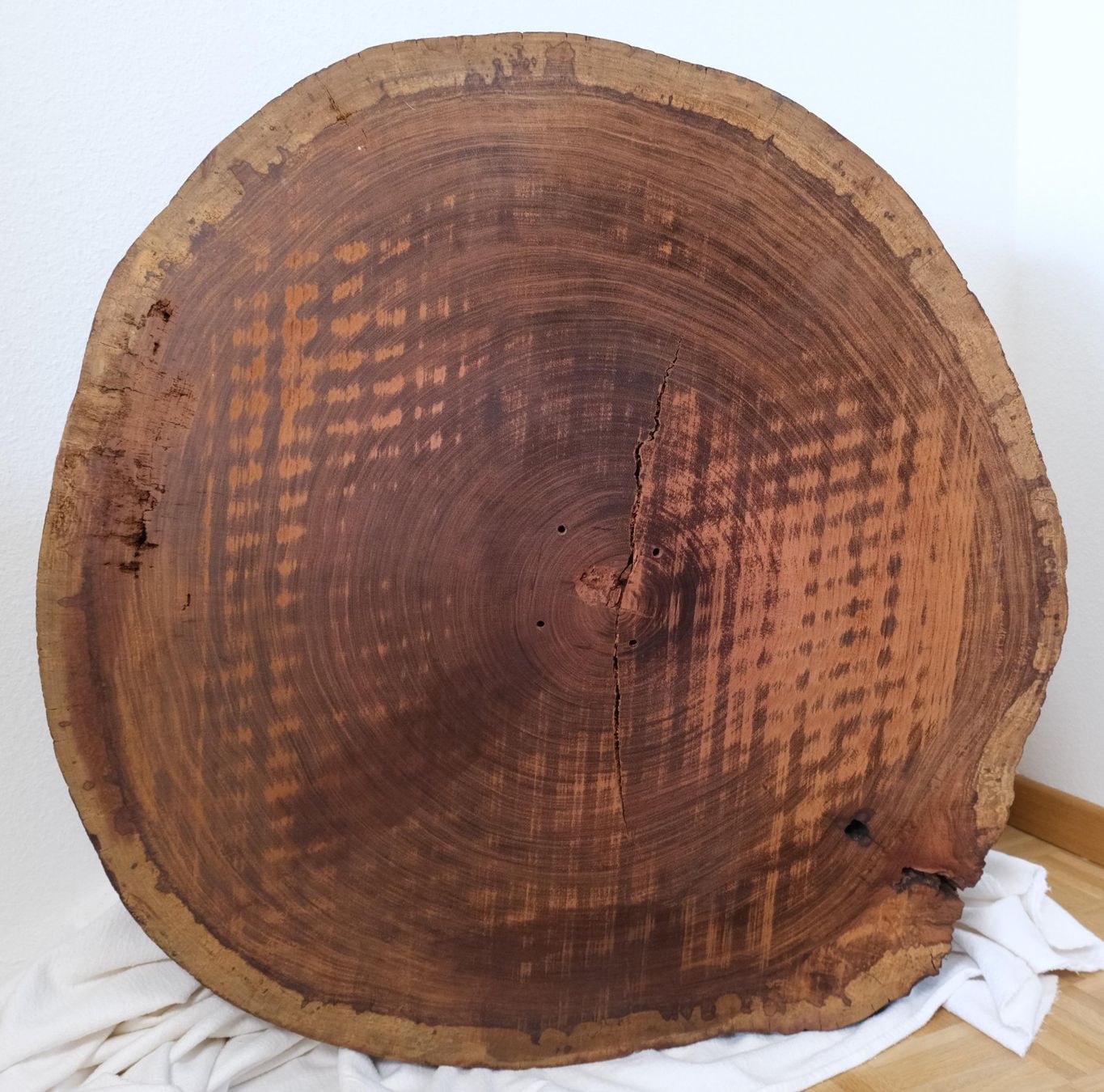 Tavoli: Pflanzentisch Beistelltisch Baumscheiben Tisch 80cm – Usato da Zürich venduto da Melody2000 6