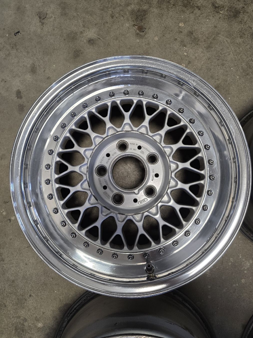 Bbs Cerchioni: BBS RS 022 und 061 5x120 BMW M3 E30 – Usato da Hettiswil venduto da Keeoll 4