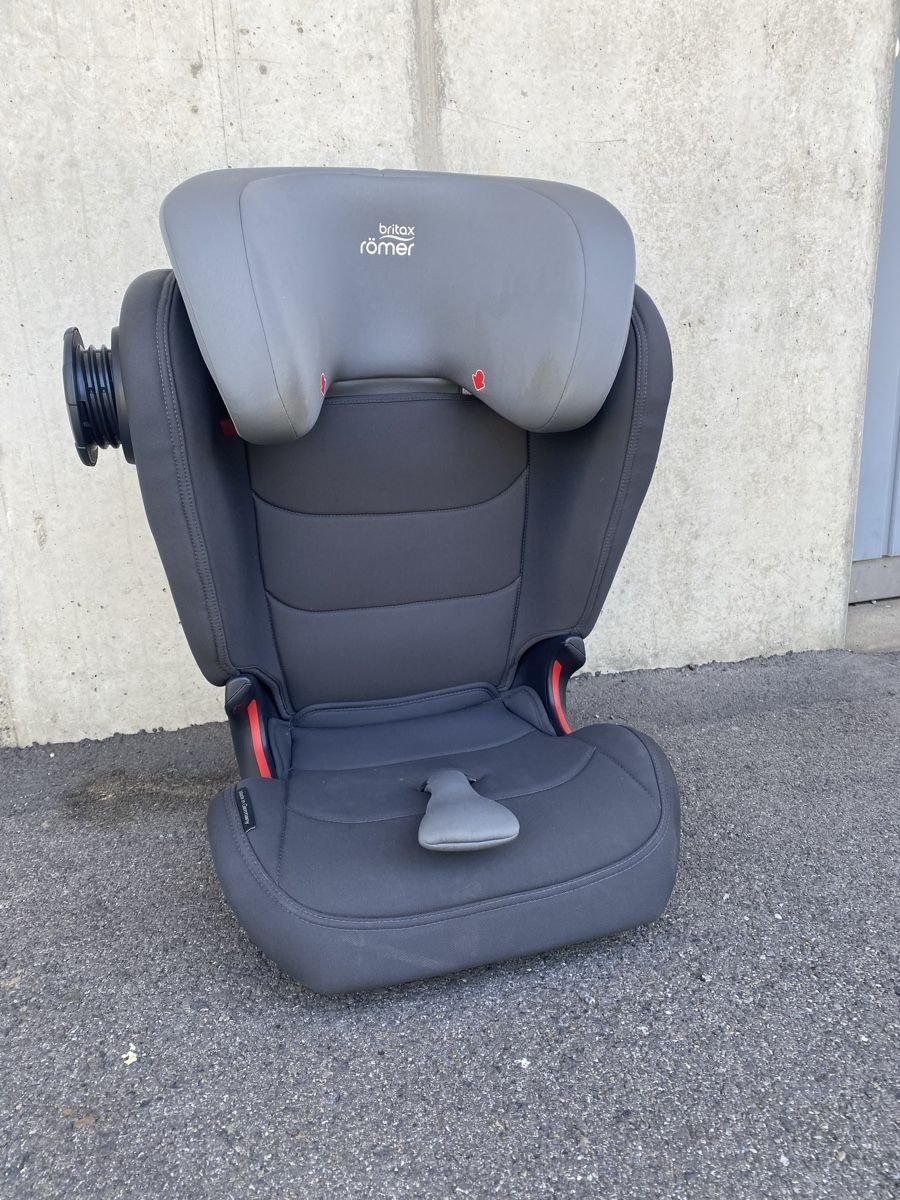 Britax Römer Seggiolini per auto: Kindersitz Auto – Usato da Berikon venduto da michiboller