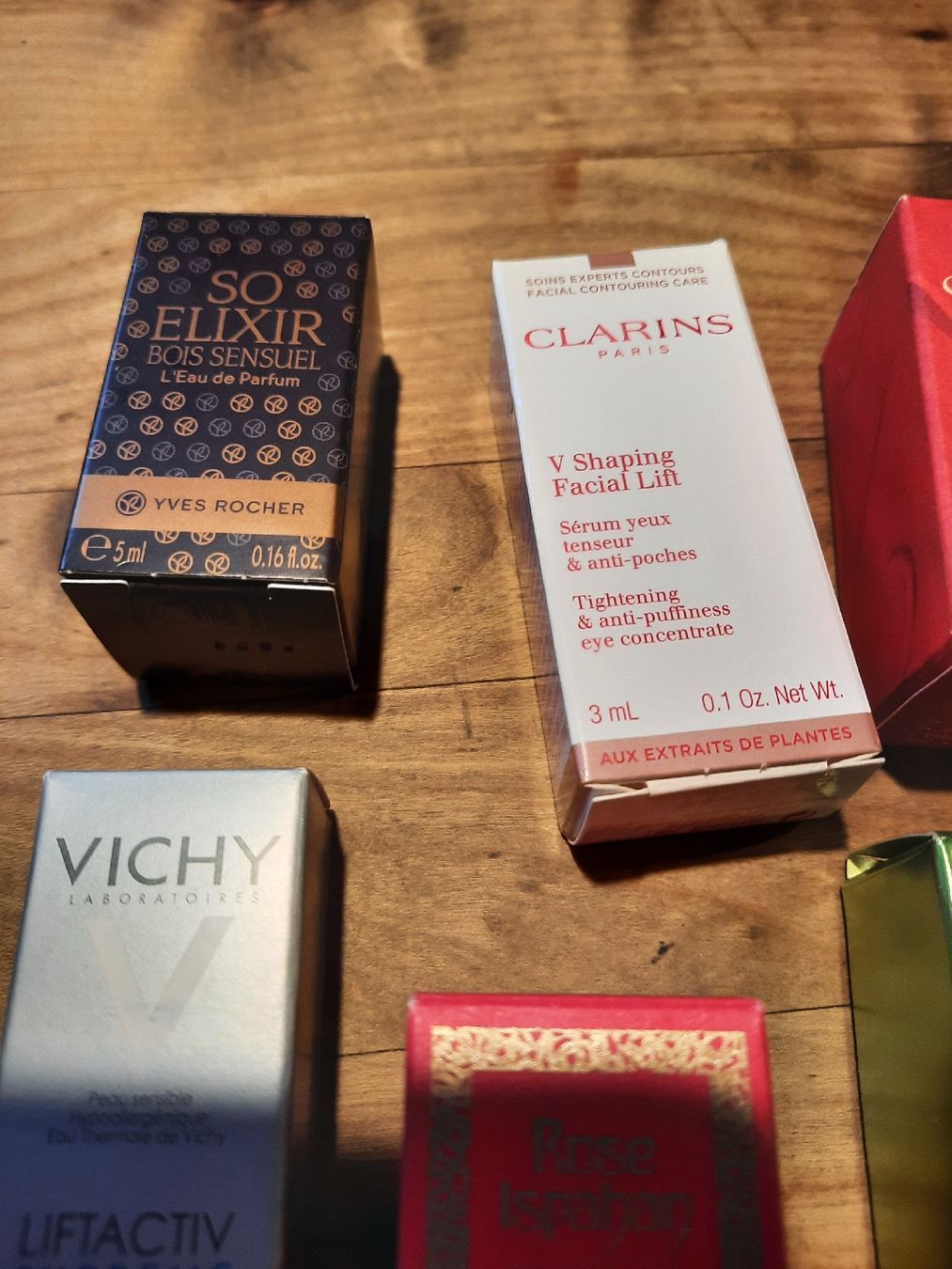 Parfum & Eau de Toilette: 12   LEERE  Parfummuster-Schachteli – Gebraucht aus Busswil BE von balu37 5