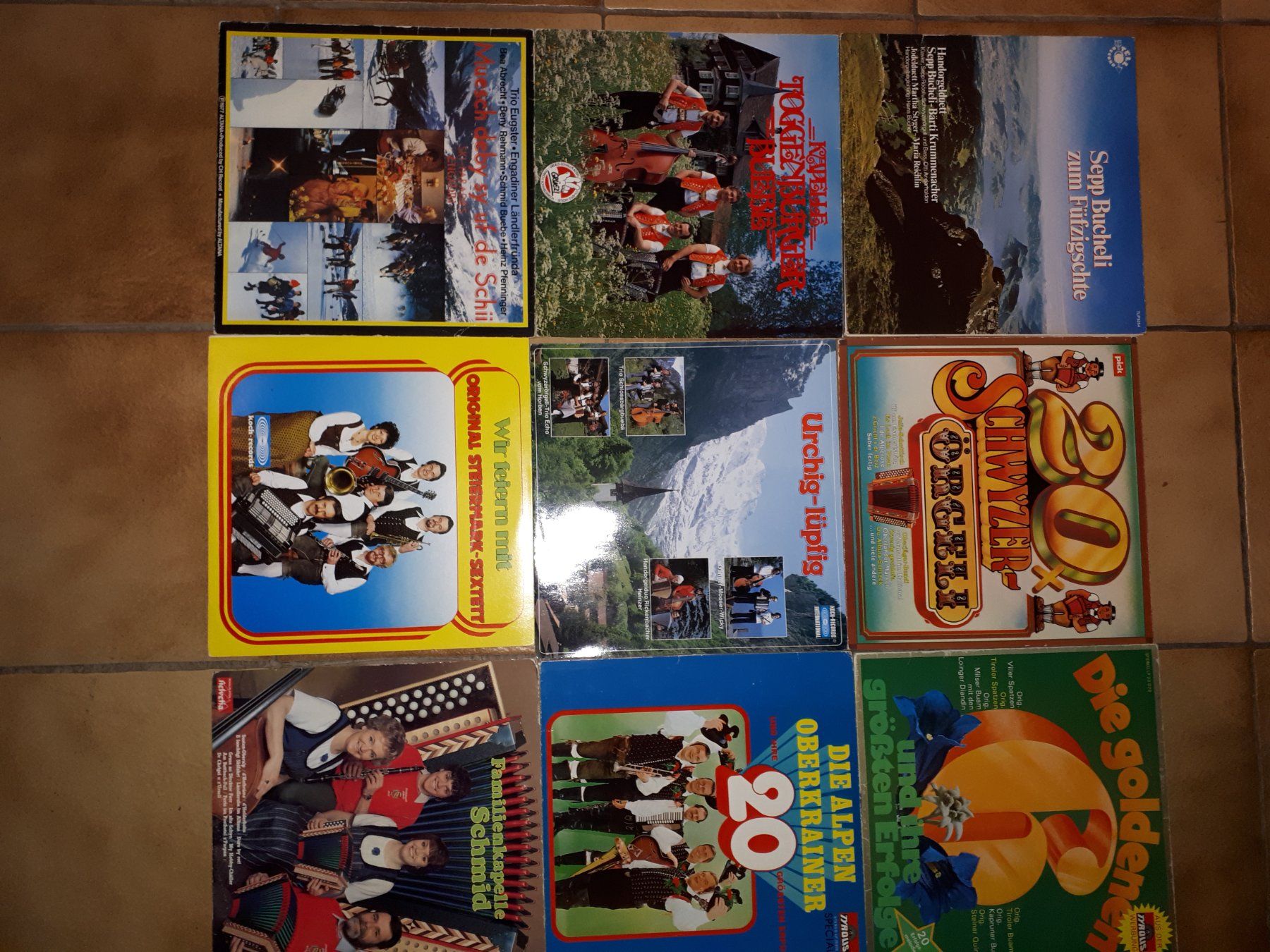 Dischi in vinile: disques 33tours – Usato da Renan BE venduto da Canard6
