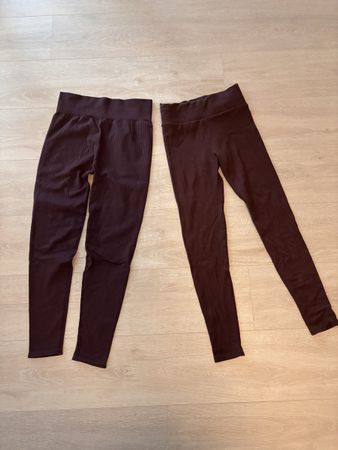 Zwei Damen Leggings gerippt dunkelbraun