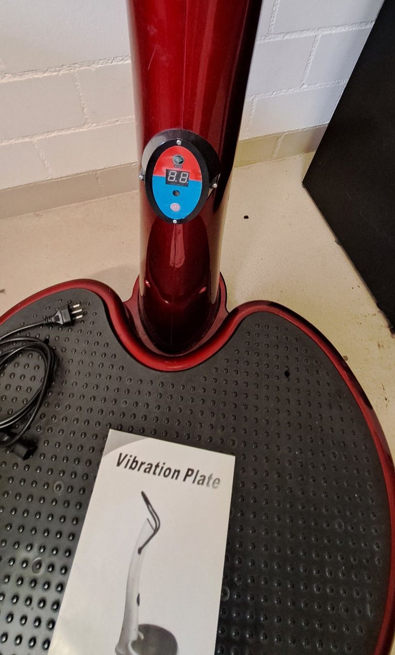 Swissplate Hometrainer: Duro Swiss Vibration Plate – Usato da Dietlikon venduto da kosta.katoglou 6